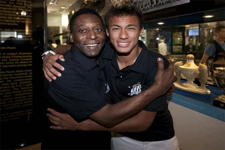 بيليه يهنئ نيمار بعيد ميلاده