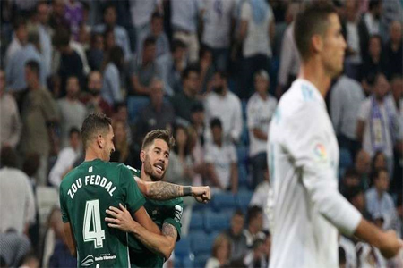 بيتيس يسجل هدف الفوز على ريال مدريد في الوقت القاتل