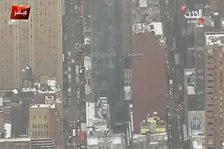 Police in Nerw York are investigating an explosion in mid town Manhattan of an unknown origin.