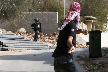 Israeli forces entered the Palestinian city of Jenin late Wednesday with violent clashes breaking out.