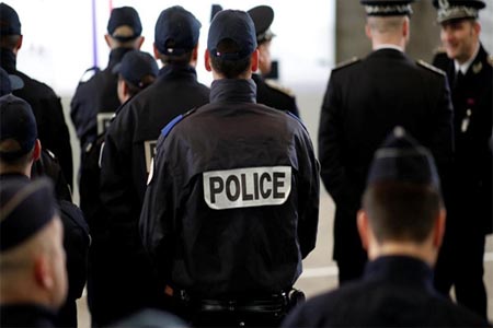 عناصر من الشرطة الفرنسية "أرشيفية"