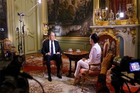 وزير الخارجية الروسي سيرغي لافروف