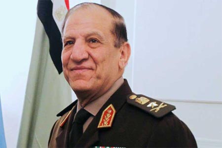 رئيس الاركان السابق سامي عنان