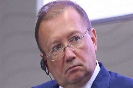 السفير الروسي لدى بريطانيا ألكسندر ياكوفينكو