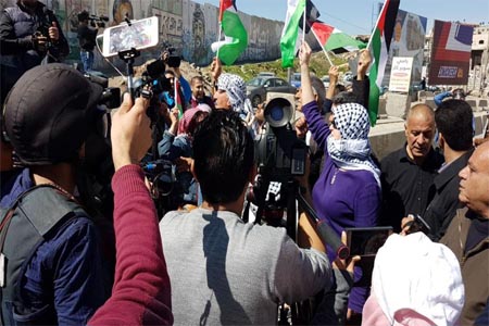 من مسيرة قلنديا