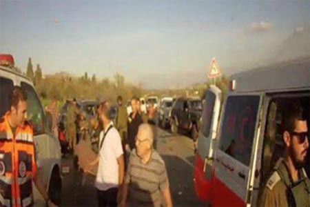 سيارات الإسعاف في مكان الحادث