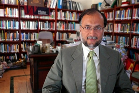 وزير الداخلية الباكستاني إحسان إقبال