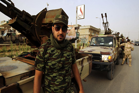 قوات من الجيش الوطني الليبي في محيط درنة (أرشيفية)