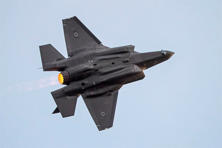 The strikes come after militants broke days of calm along the volatile frontier by firing projectiles toward Israeli communities.