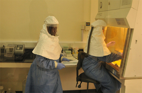 مختبر الأحياء الدقيقة