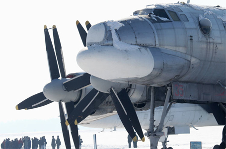 طائرة " تو-95"