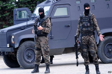 Turkish special forces were deployed to the police HQ in Istanbul