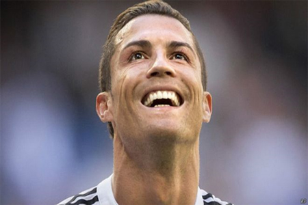 كريستيانو رونالدو يسجل 5 أهداف في مباراة واحدة للمرة الأولى