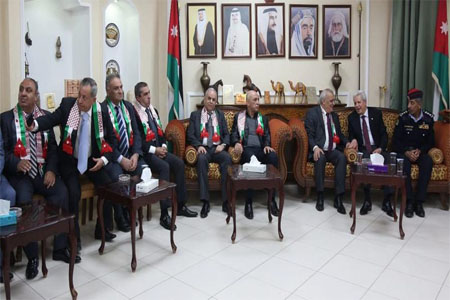 A delegation from the Syrian Bar Association meets with members of the Jordan Bar Association in Amman on Thursday (Photo by Raad Adaileh)