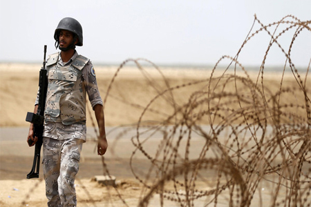 A Saudi border guard patrols Saudi Arabia's maritime border with Yemen along a beach on the Red Sea, near Jizan April 8, 2015. (Reuters)