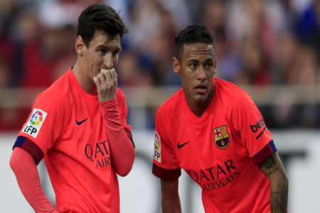 نجما برشلونة نيمار وميسي في المباراة ضد إشبيلية