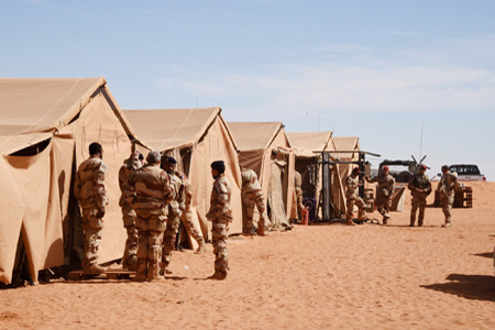 قاعدة مداما النيجرية بداية تحرك عسكري تجاه ليبيا