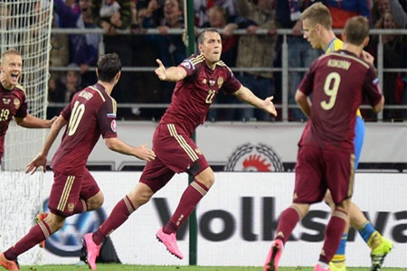 فرحة المنتخب الروسي بالهدف