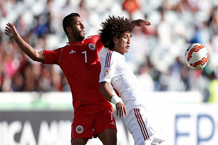 الإمارات تفوز على البحرين