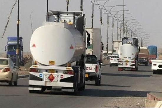 صهاريج نفط داعش متجهو نحو الحدود (العربي الجديد)