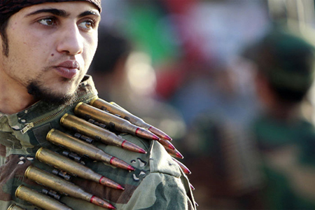 التدخل العسكري في ليبيا: أوروبا قادمة وتونس رافضة والليبيون موافقون