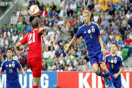 الساموراي الياباني يقصي نشامى الأردن من كأس آسيا