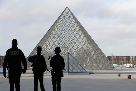The Louvre Pyramid in Paris, France, February 3, 2017 © Christian Hartmann / Reuters
