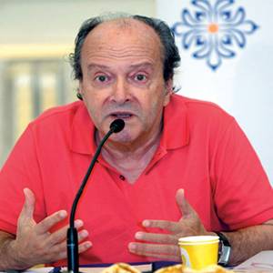 محمد برادة يستنطق الماضي بعيدا عن الضوضاء