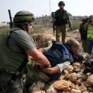 الإعلام: 19 صحفياً في سجون الاحتلال 