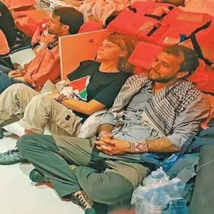 موجة تنديد عالمية بعد هجوم إسرائيل على 