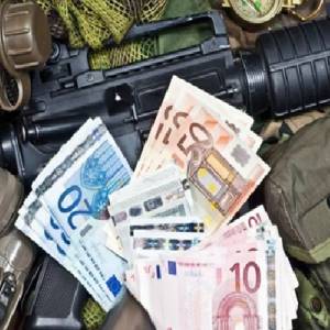 وسط فضائح الفساد.. اوكرانيا والمساعدات ووجهتها المشبوهة 